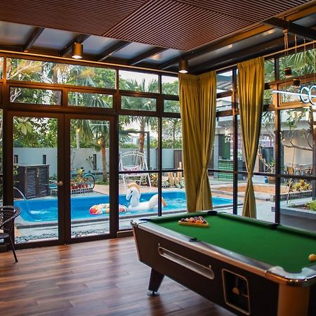 The Uniique Haus - Johor 1St Staycation Water Dining Experience ジョホールバル エクステリア 写真
